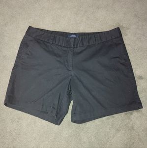 Land 'n Sea Light Black Shorts - Size 14 Travel Vacation Resort